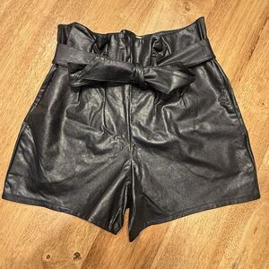 NWT Revolve x Commando Sz Medium Faux Leather Paperbag Waist Shorts Orig $341